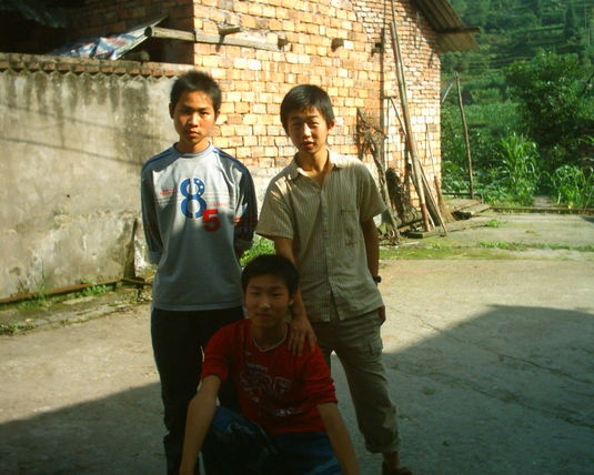 2006  (18)